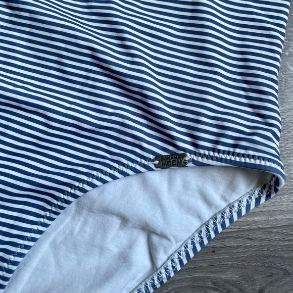 NWOT BANANA MOON ONE PIECE BLUE - BELAIR
BEACHSTRIPE - Picture 6 of 12